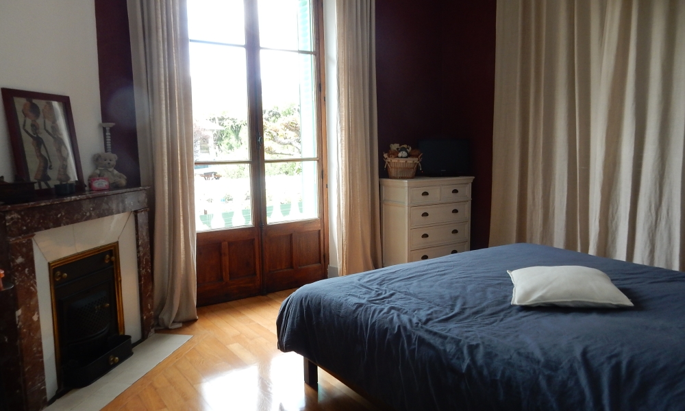 Vente maison 8 pièces à AIX LES BAINS - réf. 317700 - Photo 3