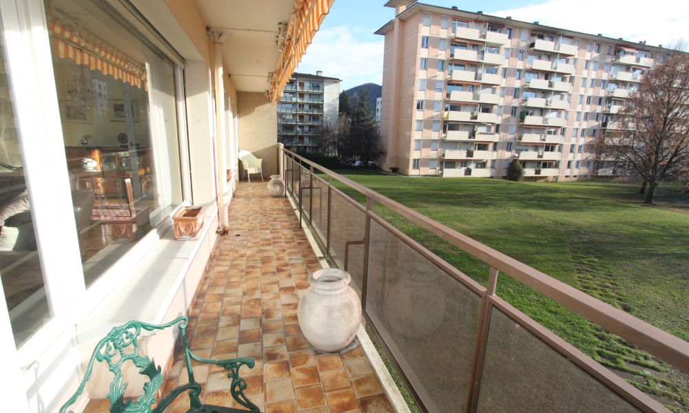 Vente appartement 4 pièces à Annecy  - réf. 3708RE - Photo 2