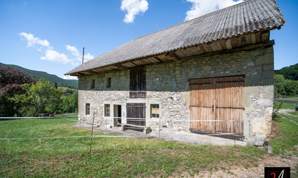 Vente maison 6 pièces à MOYE - réf. 3511 - Photo 1 Vente maison 6 pièces à MOYE - réf. 3511 - Photo 1