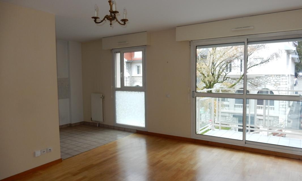 Location appartement Aix Les Bains 2 pièces 44 m2 - réf. 5170 - Photo 2