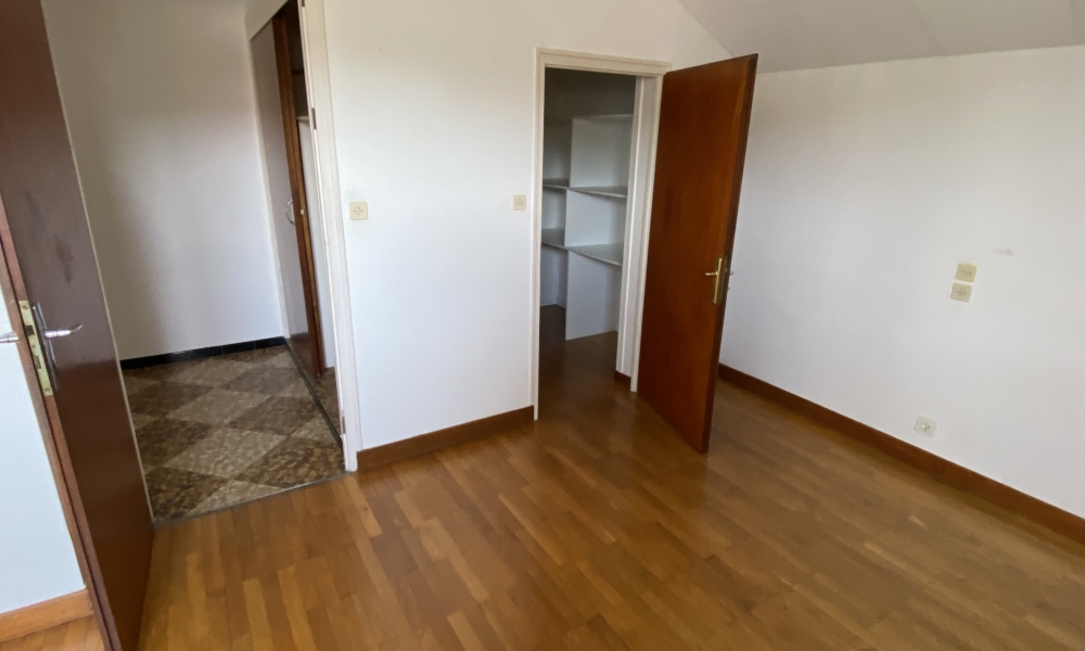 Vente maison 7 pièces à Metz-Tessy - réf. 4488 - Photo 4