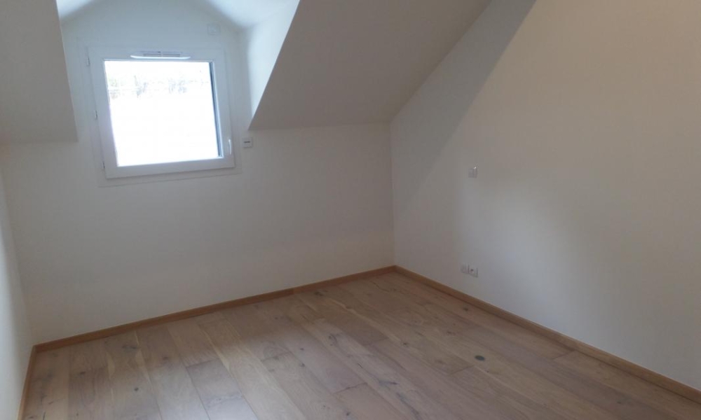 Location appartement Annecy Le Vieux 3 pièces 65 m2 - réf. 5243 - Photo 4