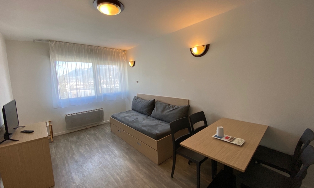 Vente appartement 2 pièces à Annecy - réf. 4378 VOG - Photo 2