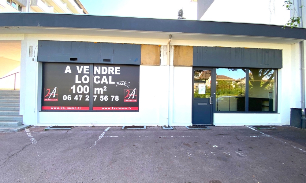 Vente local commercial 110 m² à Annecy - réf. 4494 REU - Photo 1