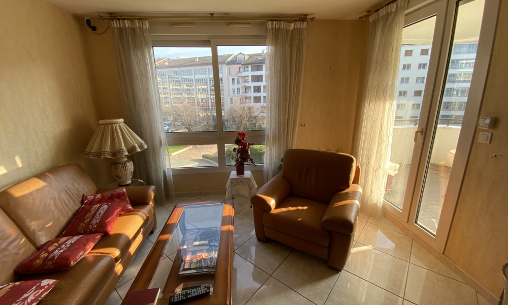 Vente appartement 4 pièces à Annecy - réf. 4571 BOU - Photo 2