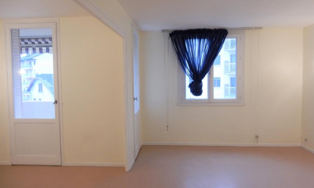 Location appartement Aix Les Bains 3 pièces 66 m2 - réf. 5371 - Photo 4
