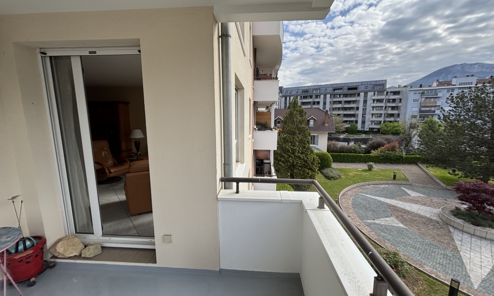 Vente appartement 4 pièces à Annecy - réf. 4571 BOU - Photo 10