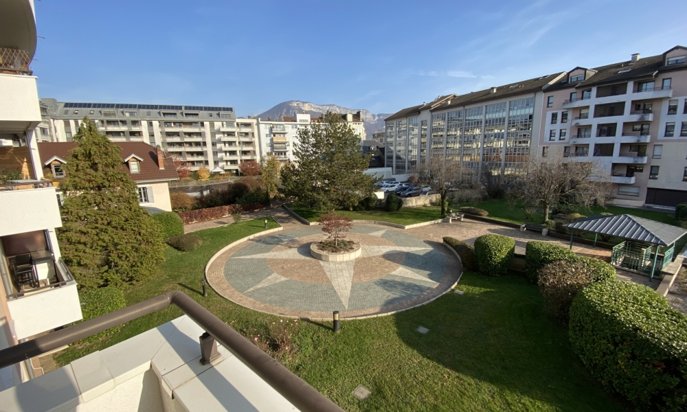 Vente appartement 4 pièces à Annecy - réf. 4571 BOU - Photo 3