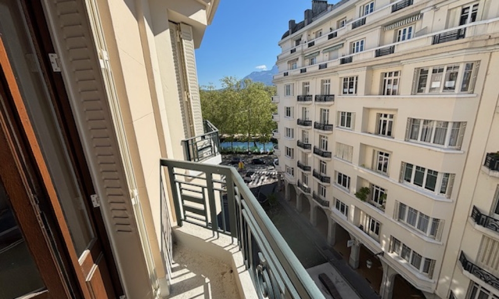 Vente appartement 3 pièces à Annecy - réf. 4646 BO - Photo 2