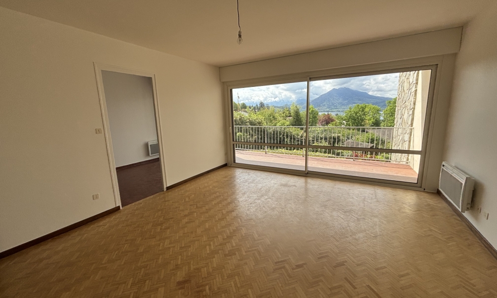 Vente appartement 2 pièces à Veyrier-du-Lac - réf. 4654 LC - Photo 4