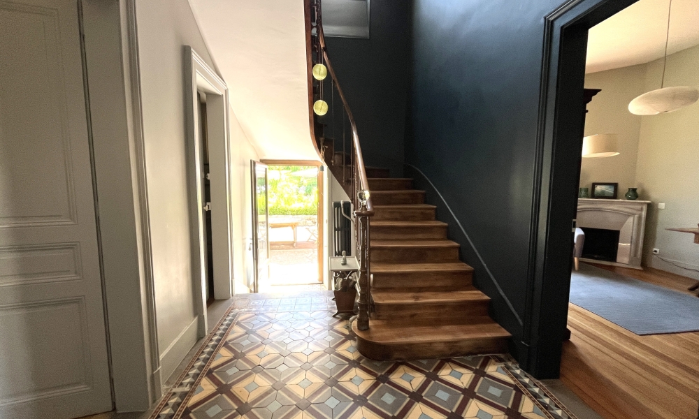 Vente maison 10 pièces à Aix-les-Bains - réf. 4644 - Photo 2