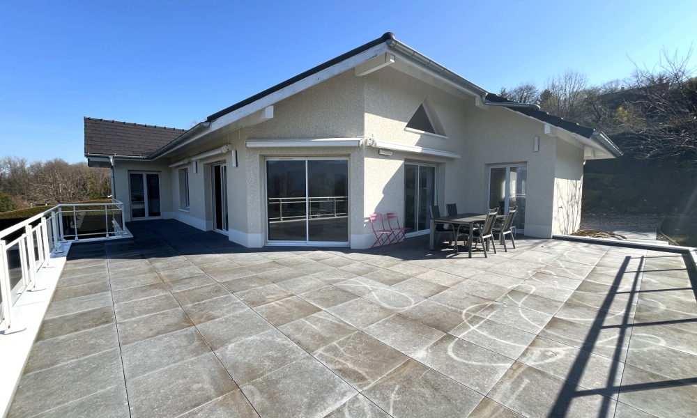 Vente maison 6 pièces à Pugny-Chatenod - réf. 4611 - Photo 1