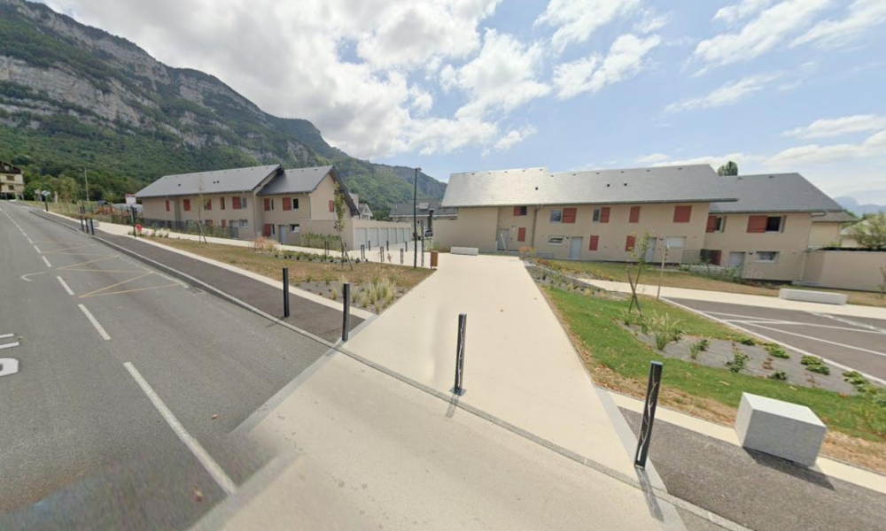 Location appartement Drumettaz Clarafond 2 pièces 49 m2 - réf. 5788 - Photo 1
