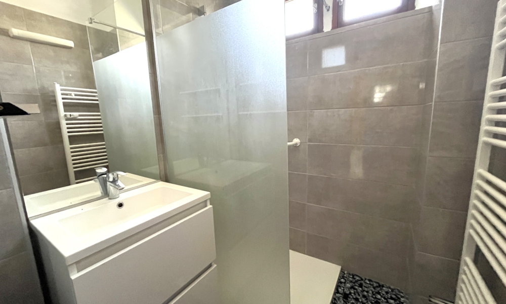 Vente appartement 3 pièces à Aix-les-Bains - réf. 4670 - Photo 6