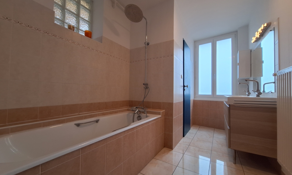 Vente appartement 5 pièces à Rumilly - réf. 3799 - Photo 6