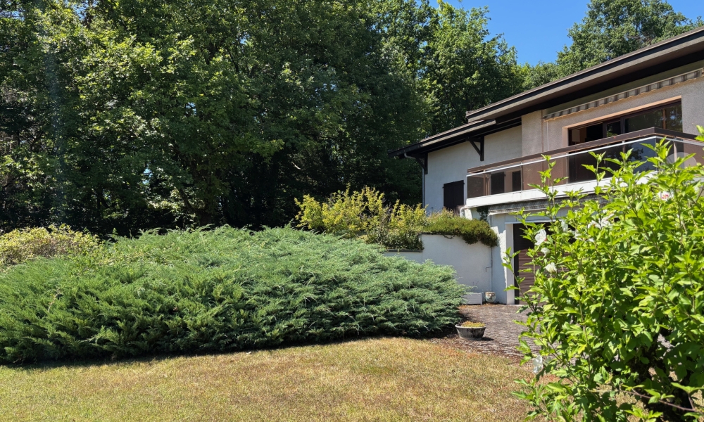 Vente maison 7 pièces à Pringy - réf. 4683 CH - Photo 1