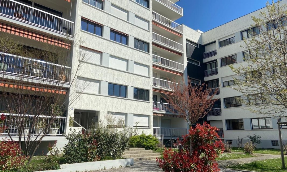 Location appartement Annecy Le Vieux 3 pièces 89 m2 - réf. 5634 - Photo 2