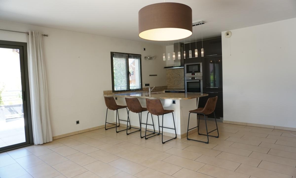 Location appartement Annecy Le Vieux 3 pièces 70 m2 - réf. 6155 - Photo 1