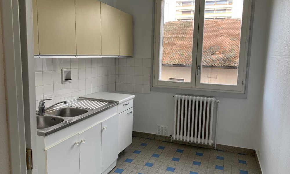 Location appartement Annecy 3 pièces 69 m2 - réf. 6042 - Photo 2 Location appartement Annecy 3 pièces 69 m2 - réf. 6042 - Photo 2