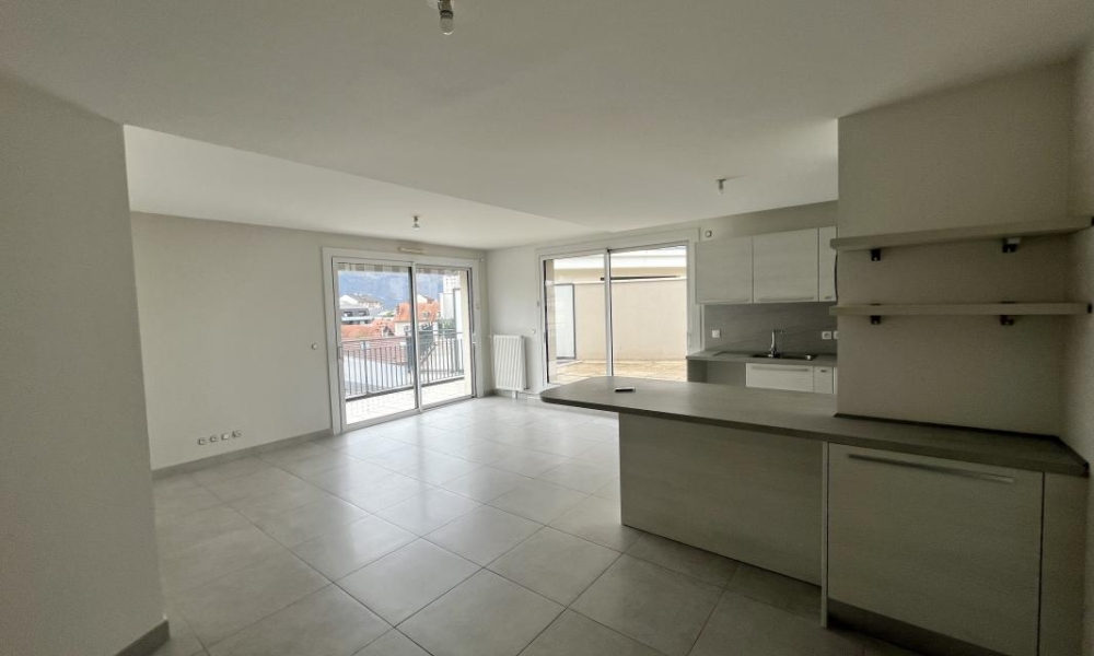 Location appartement Aix Les Bains 4 pièces 90 m2 - réf. 6245 - Photo 2
