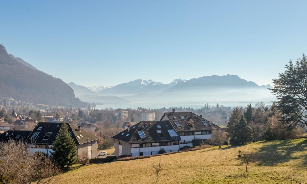 Location appartement Annecy Le Vieux 3 pièces 108 m2 - réf. 6205 - Photo 1