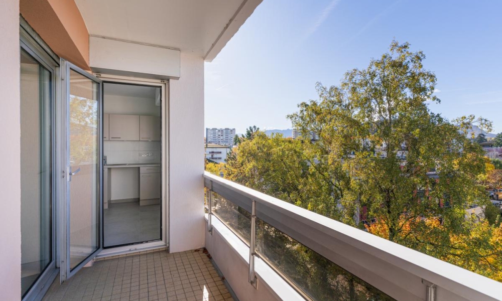 Location appartement Annecy 2 pièces 46 m2 - réf. 5647 - Photo 2