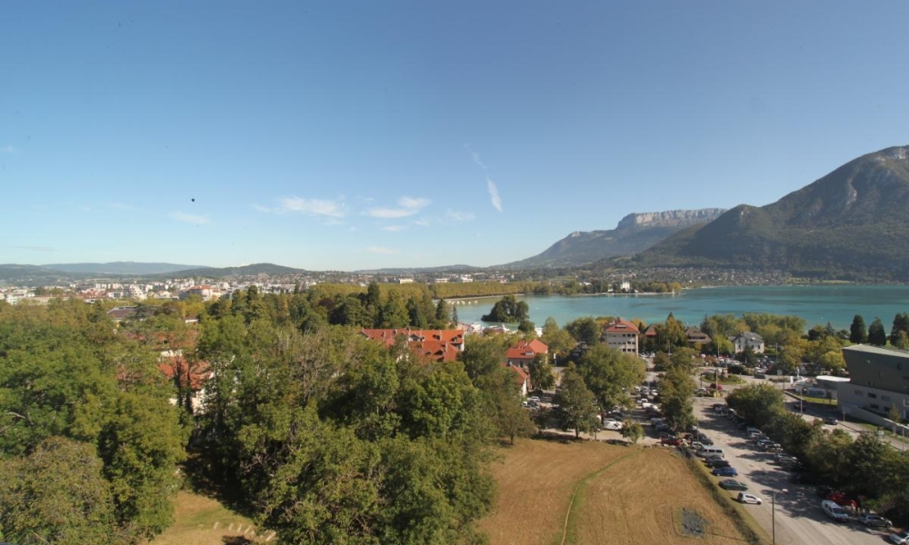 Location appartement Annecy 3 pièces 87 m2 - réf. 6028 - Photo 1
