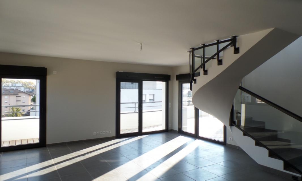 Location appartement Annecy 4 pièces 124 m2 - réf. 6193 - Photo 4