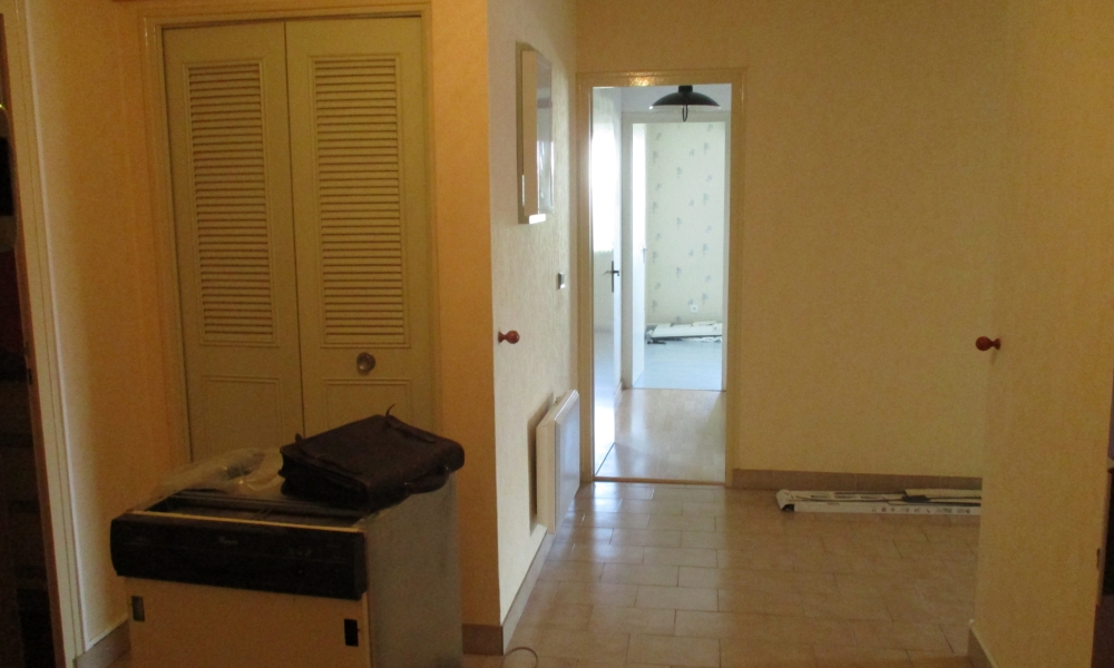 Location appartement 3 pièces à Rumilly - réf. 07381 - Photo 2 Location appartement 3 pièces à Rumilly - réf. 07381 - Photo 2