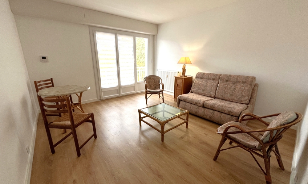 Vente appartement 2 pièces à Aix-les-Bains - réf. 4758 - Photo 1