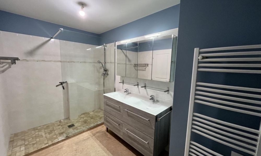 Location appartement Entrelacs 5 pièces 138 m2 - réf. 6023 - Photo 13