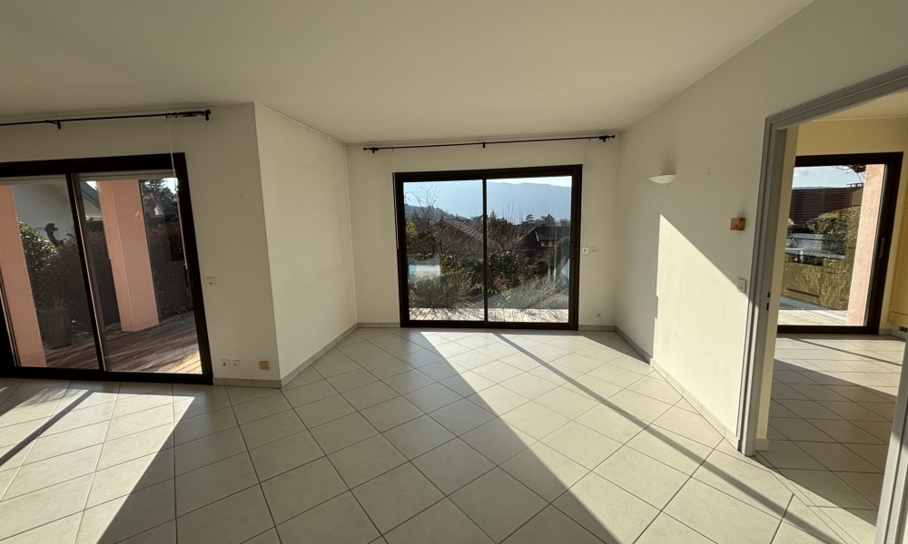 Vente maison 5 pièces à Menthon-Saint-Bernard - réf. 4598 - Photo 8