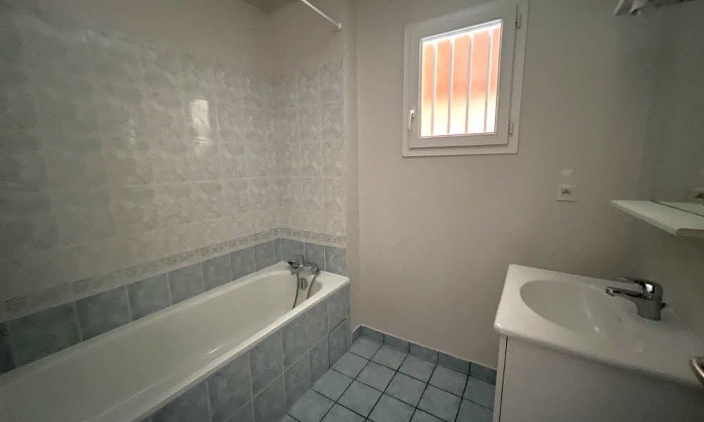 A VENDRE T4 GARAGE TERRASSES JARDIN - Photo 9