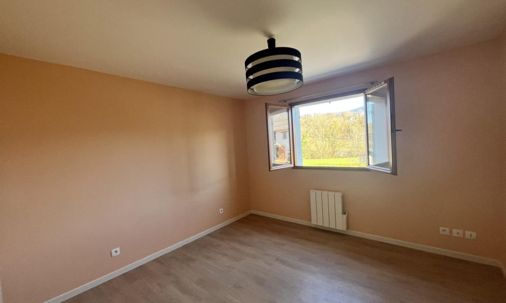 Location appartement Entrelacs 5 pièces 138 m2 - réf. 6023 - Photo 11