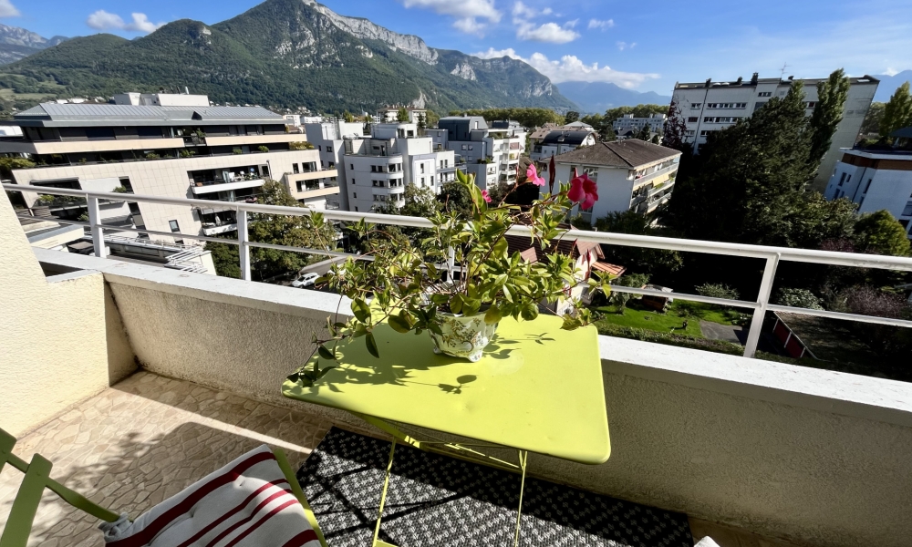 Vente appartement 4 pièces à Annecy - réf. 4742 DU - Photo 3