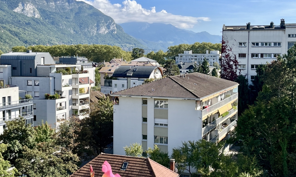 Vente appartement 4 pièces à Annecy - réf. 4742 DU - Photo 1