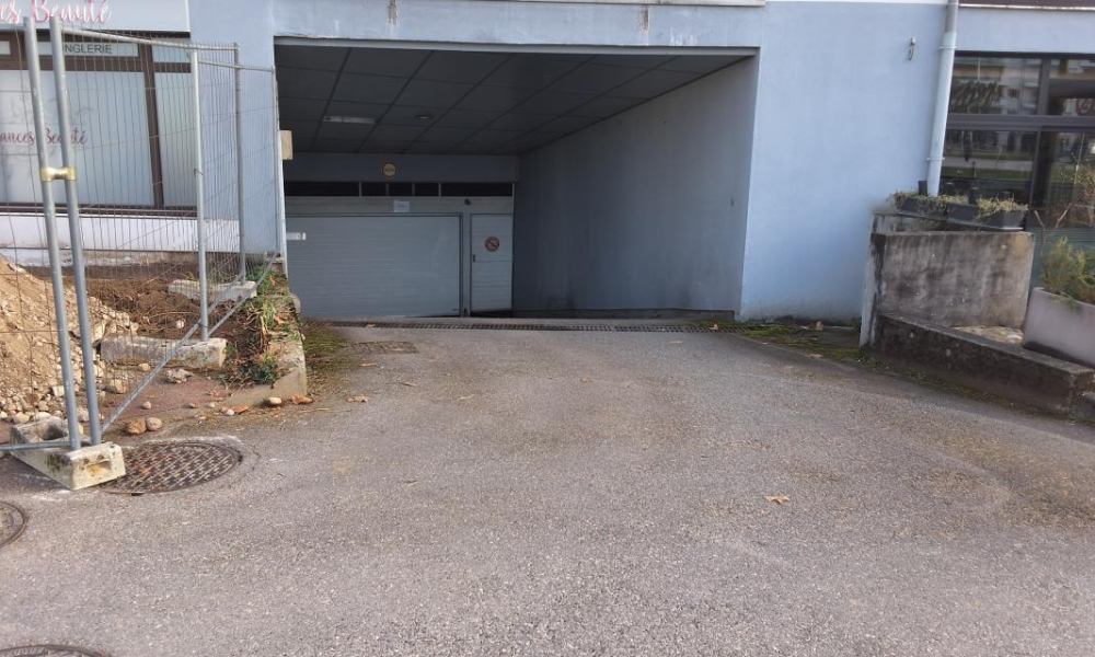 Location stationnement Rumilly 1 pièces m2 - réf. 6894 - Photo 2