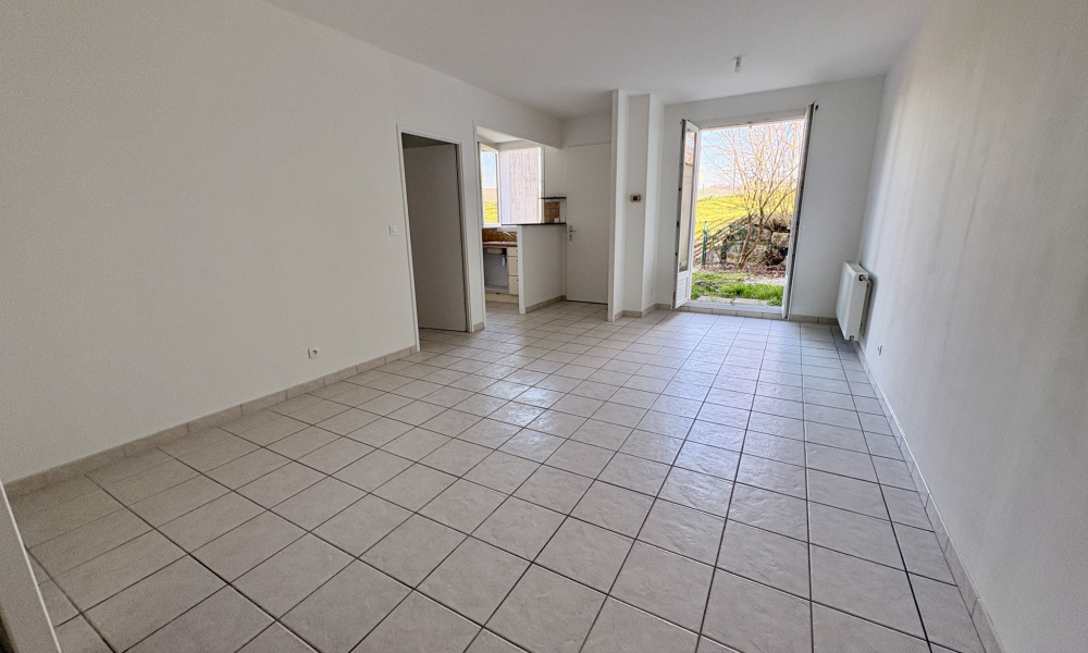 Vente appartement 2 pièces à Rumilly - réf. 4820 - Photo 2