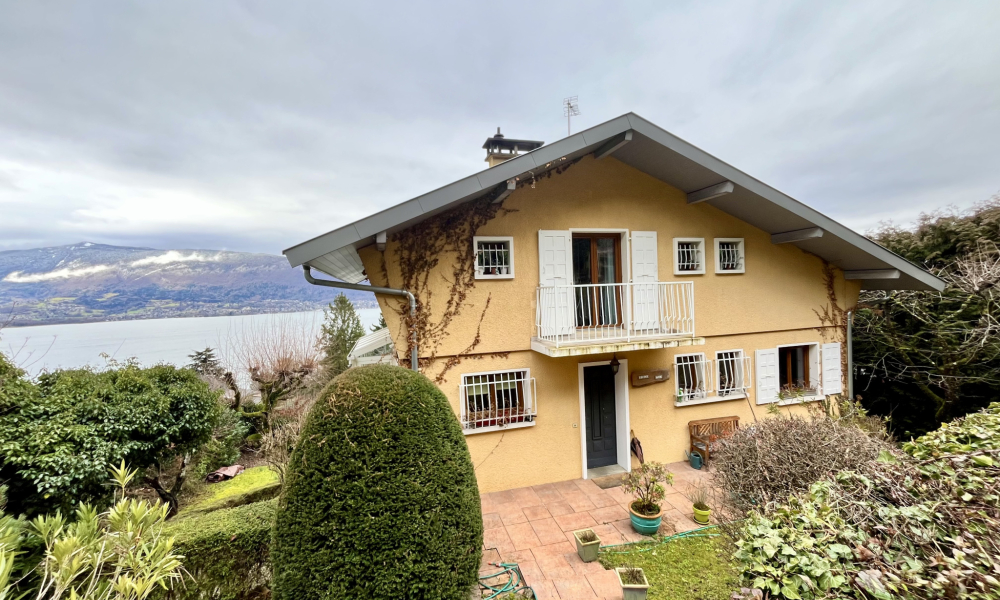 Vente maison 9 pièces à Veyrier-du-Lac - réf. 4825 SL - Photo 1