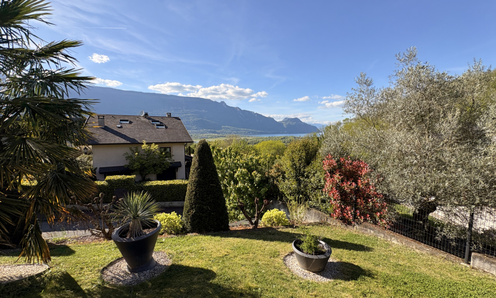 Vente maison 4 pièces à Voglans - réf. 8000 - Photo 1