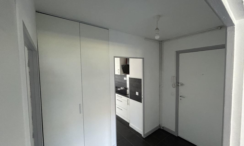 Location appartement Rumilly 4 pièces 77 m2 - réf. 7211 - Photo 9