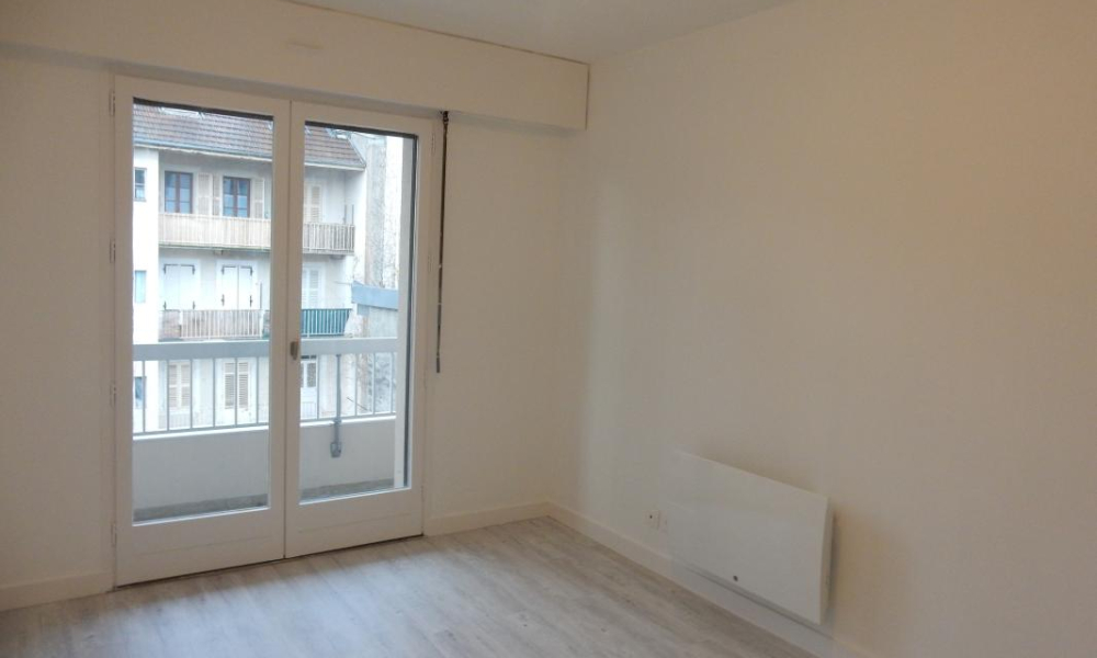 Location appartement Aix Les Bains 3 pièces 54 m2 - réf. 7729 - Photo 3