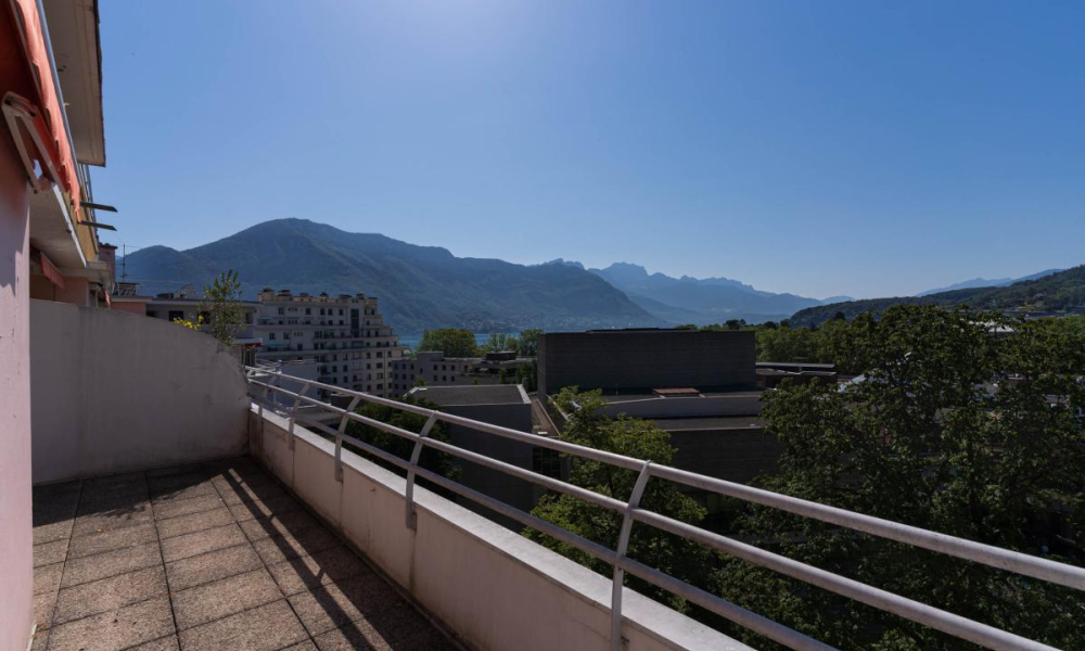 Location appartement Annecy 3 pièces 77 m2 - réf. 7800 - Photo 1