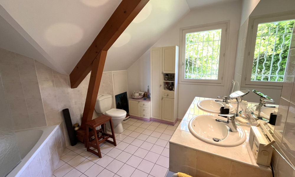 Vente maison 7 pièces à Aix-les-Bains - réf. 4847 - Photo 14