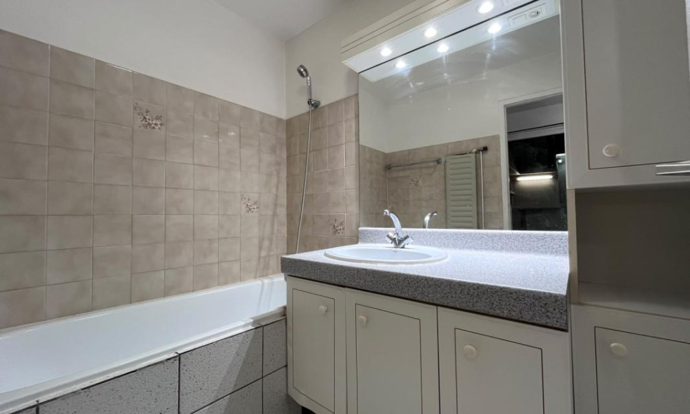 Location appartement Annecy Le Vieux 2 pièces 50 m2 - réf. 7745 - Photo 8