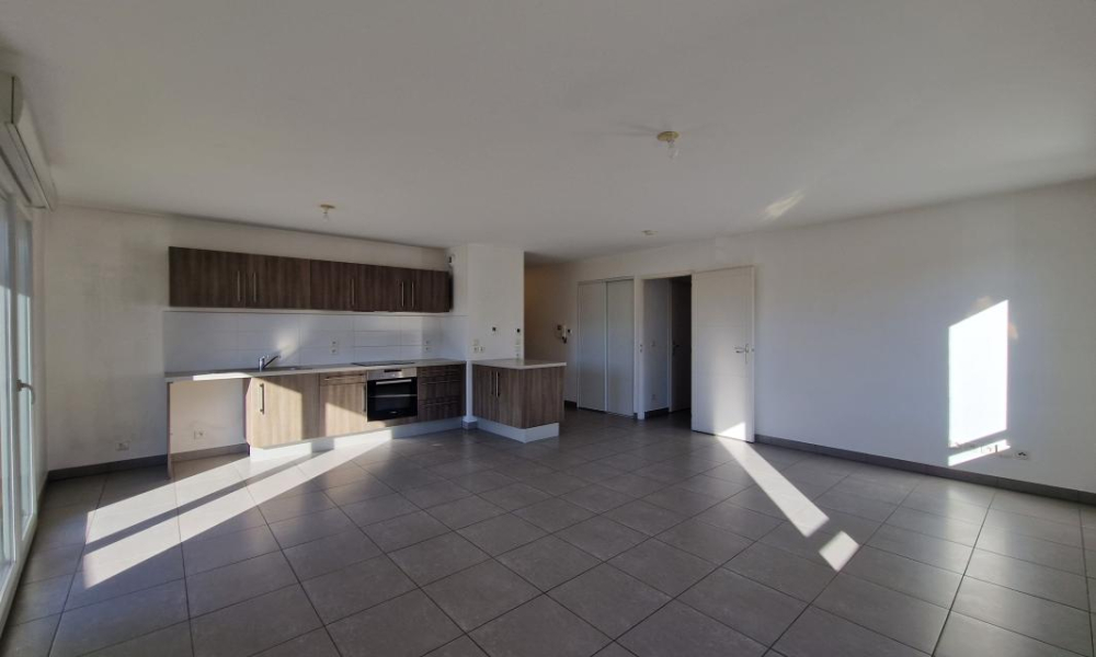 Location appartement Annecy 3 pièces 71 m2 - réf. 7843 - Photo 2