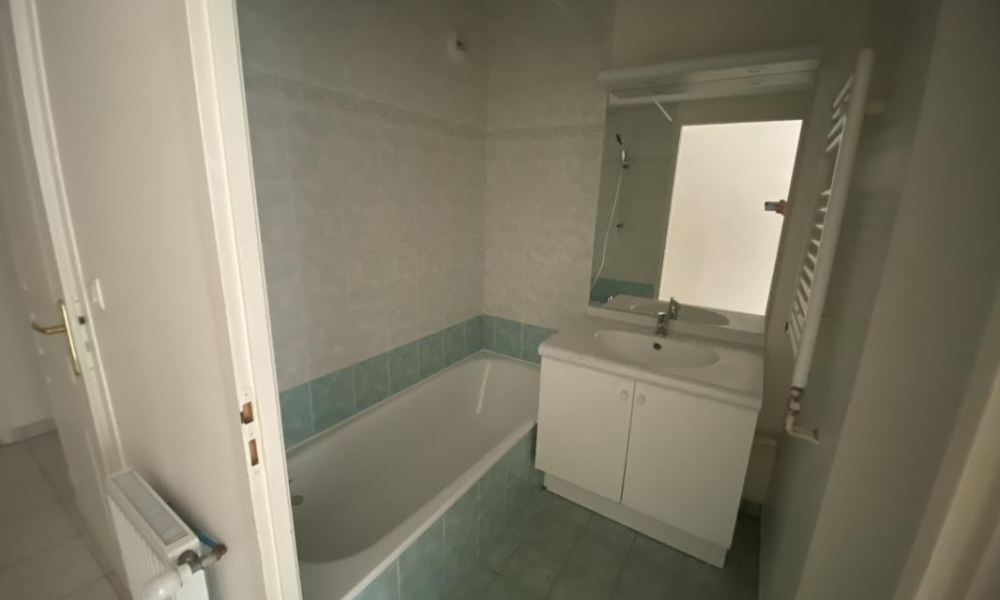 Location appartement Rumilly 3 pièces 69 m2 - réf. 7827 - Photo 5
