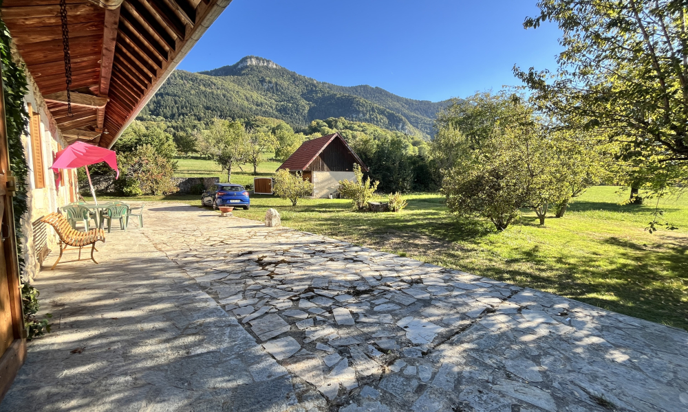 A VENDRE FERME AU MONTCEL 73 - Photo 1