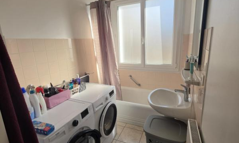 Location appartement Rumilly 3 pièces 75 m2 - réf. 7856 - Photo 5
