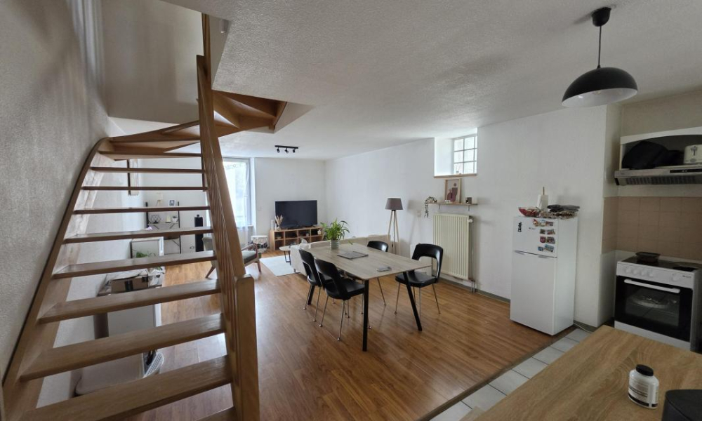 Location appartement Rumilly 3 pièces 74 m2 - réf. 7951 - Photo 1